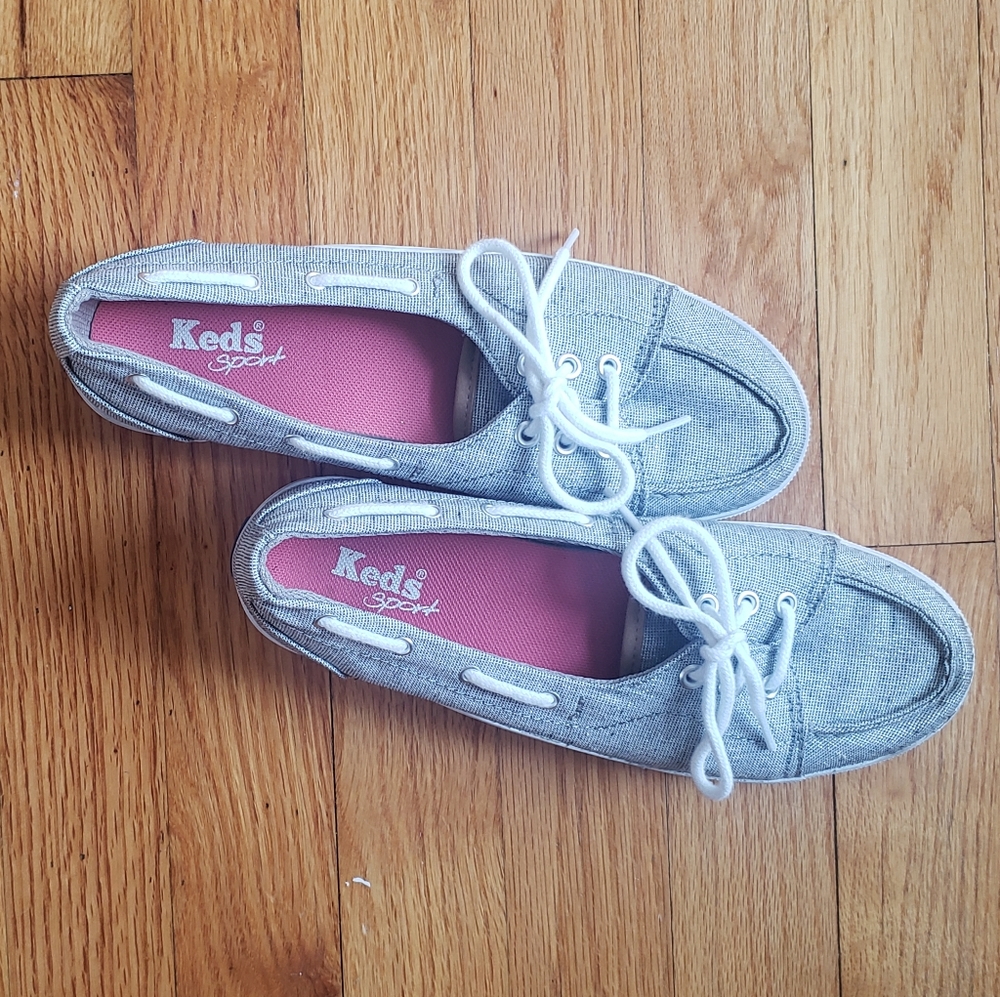 Keds boat style shoes